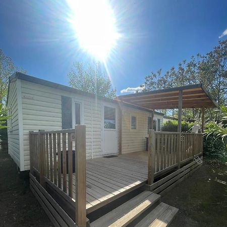 Mobil-Home Au Pied Du Luberon La Roque-d'Antheron Zewnętrze zdjęcie