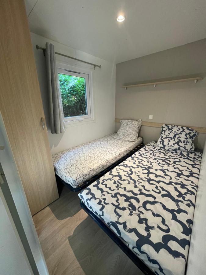 Mobil-Home Au Pied Du Luberon La Roque-d'Antheron Zewnętrze zdjęcie