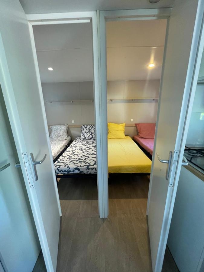 Mobil-Home Au Pied Du Luberon La Roque-d'Antheron Zewnętrze zdjęcie